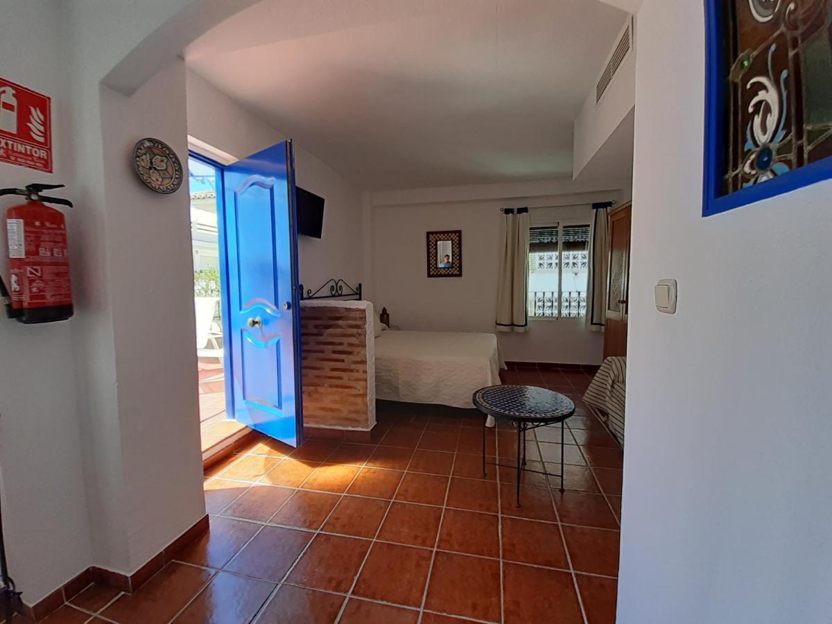 Hostal San Juan サロブレーニャ エクステリア 写真