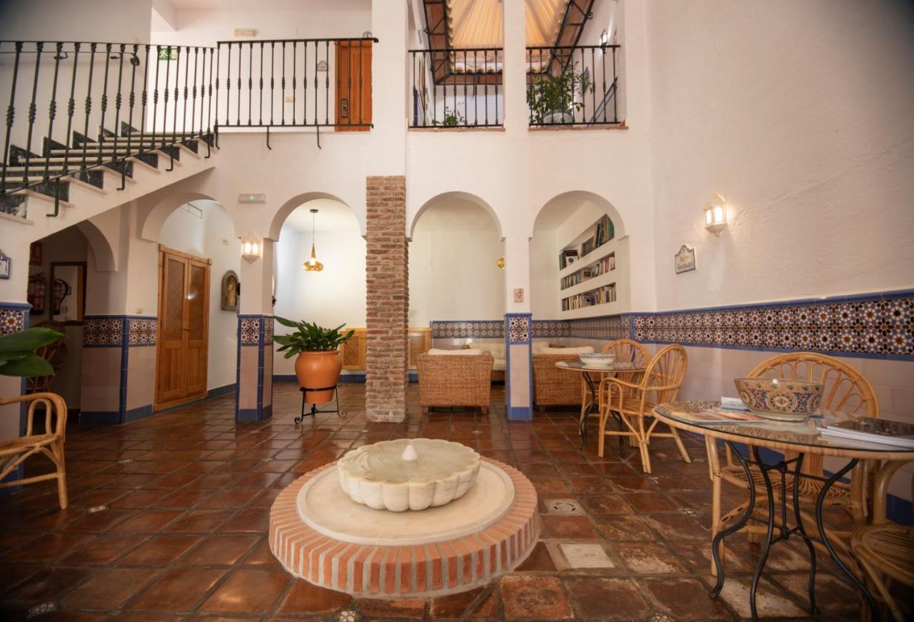 Hostal San Juan サロブレーニャ エクステリア 写真
