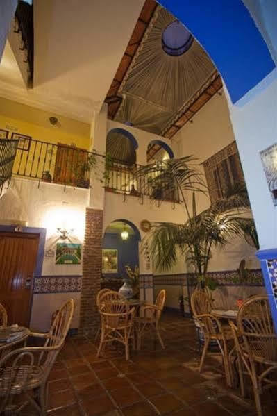 Hostal San Juan サロブレーニャ エクステリア 写真